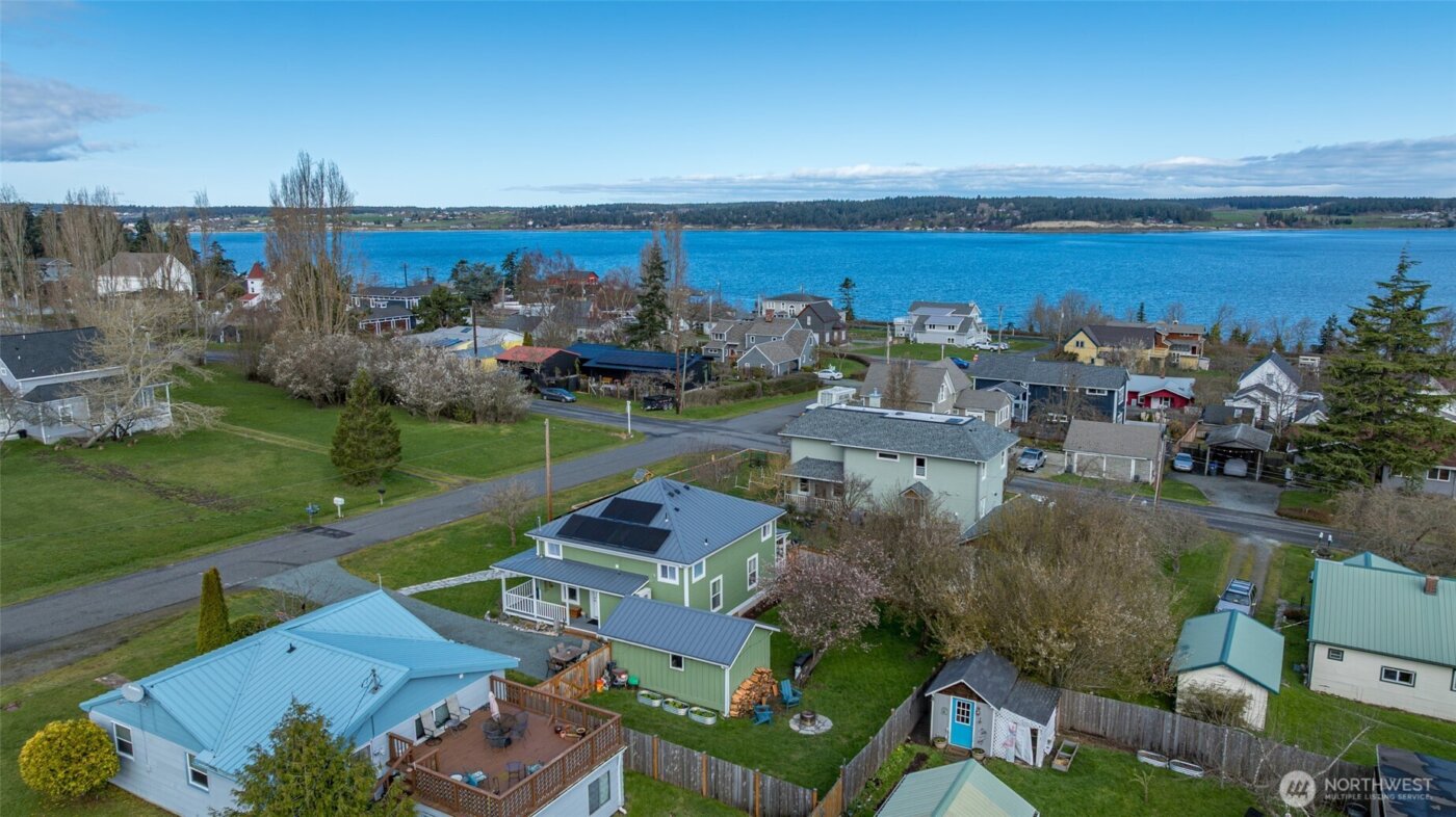 705 NE Haller Street , Coupeville, WA 98239
