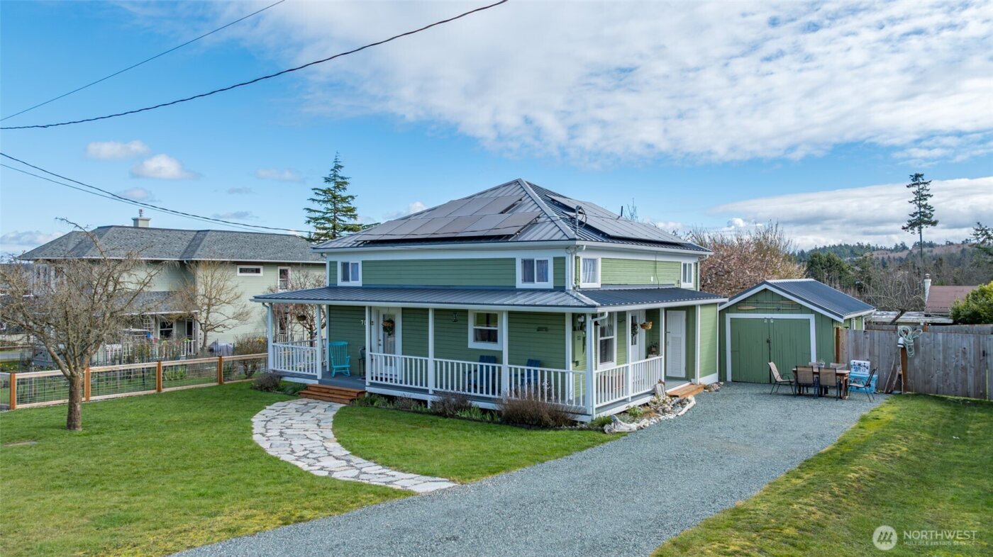 705 NE Haller Street , Coupeville, WA 98239