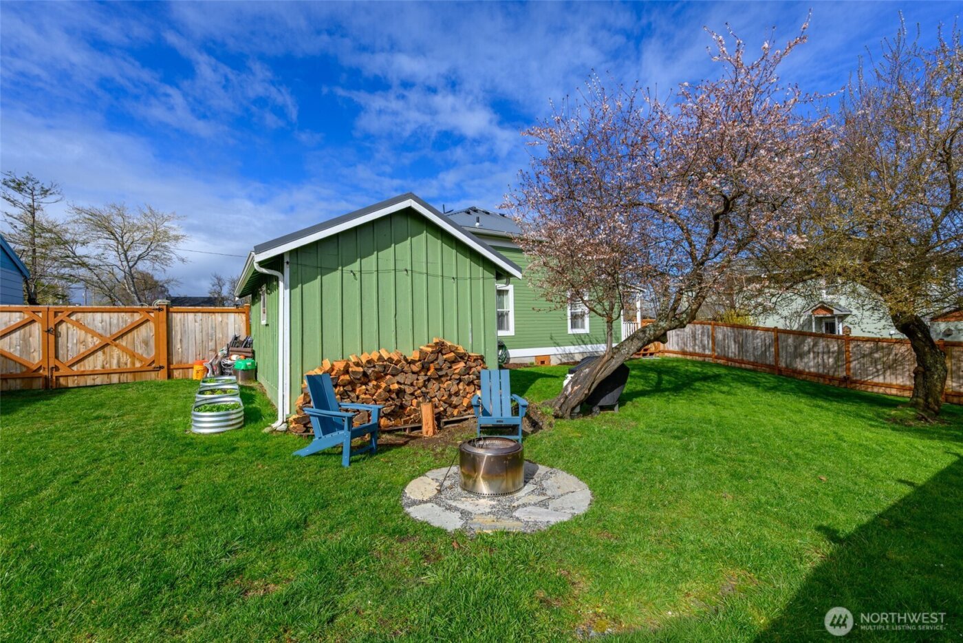 705 NE Haller Street , Coupeville, WA 98239