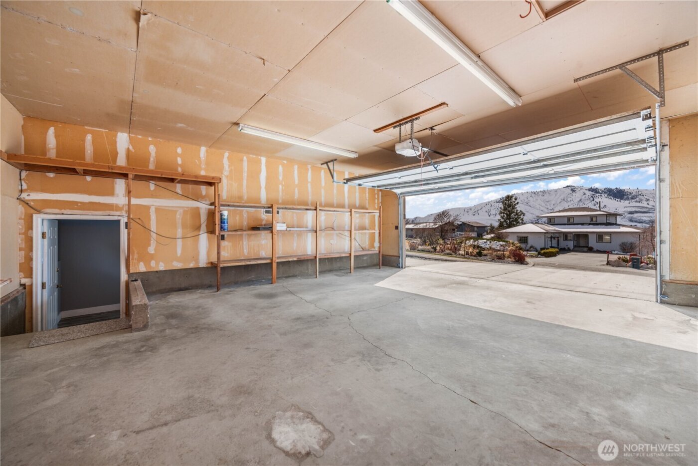 109 Pyramid Place , Chelan, WA 98816