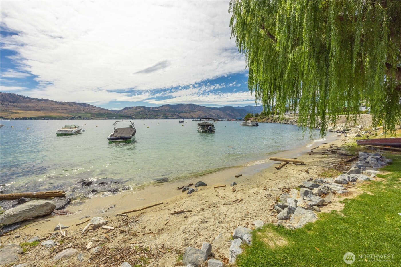 109 Pyramid Place , Chelan, WA 98816