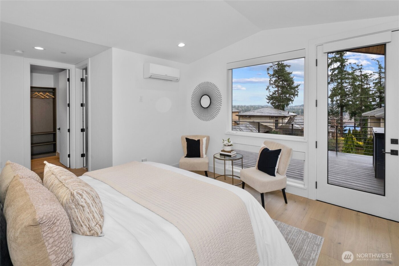 11855 89th Place NE, Kirkland, WA 98034