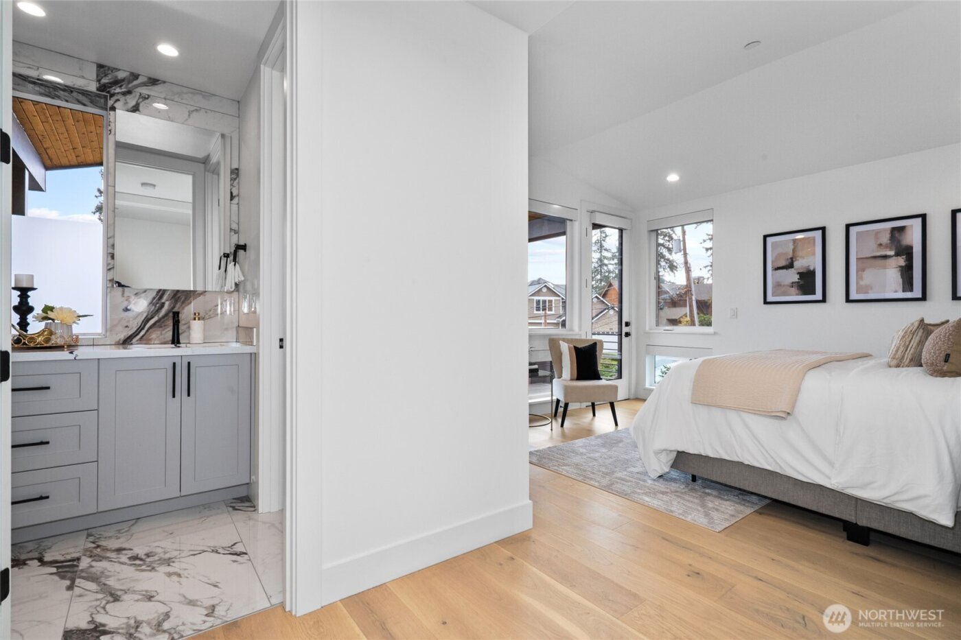 11855 89th Place NE, Kirkland, WA 98034