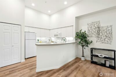 16125 Juanita Woodinville Way NE #2202, Bothell, WA 98011 - Photo 11