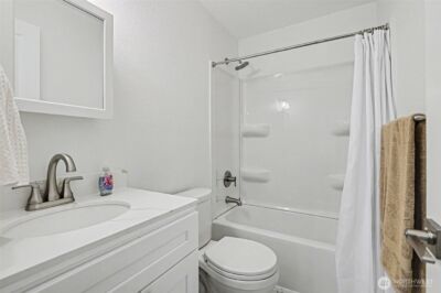 617 140th Street S #2, Tacoma, WA 98444 - Photo 9
