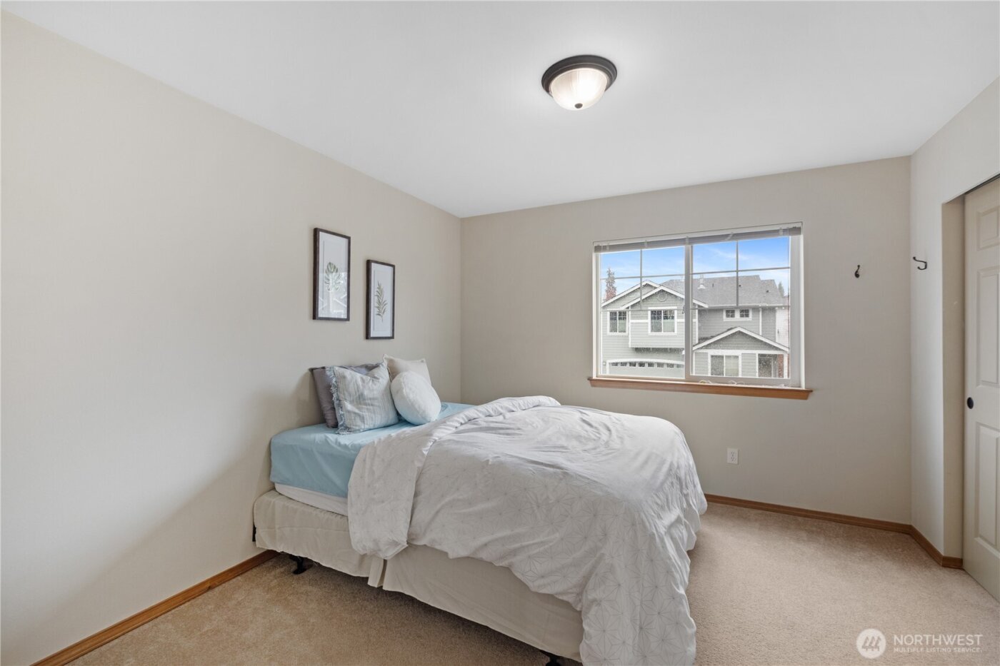 20228 11th Avenue W, Lynnwood, WA 98036