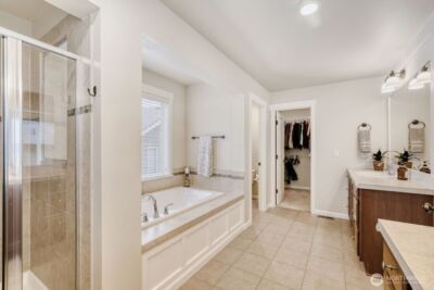 16208 SE 51st Place , Bellevue, WA 98006 - Photo 14