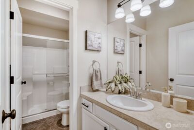 16208 SE 51st Place , Bellevue, WA 98006 - Photo 20