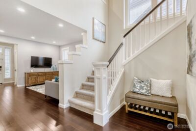 16208 SE 51st Place , Bellevue, WA 98006 - Photo 2