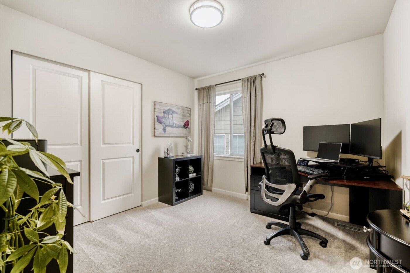 16208 SE 51st Place , Bellevue, WA 98006