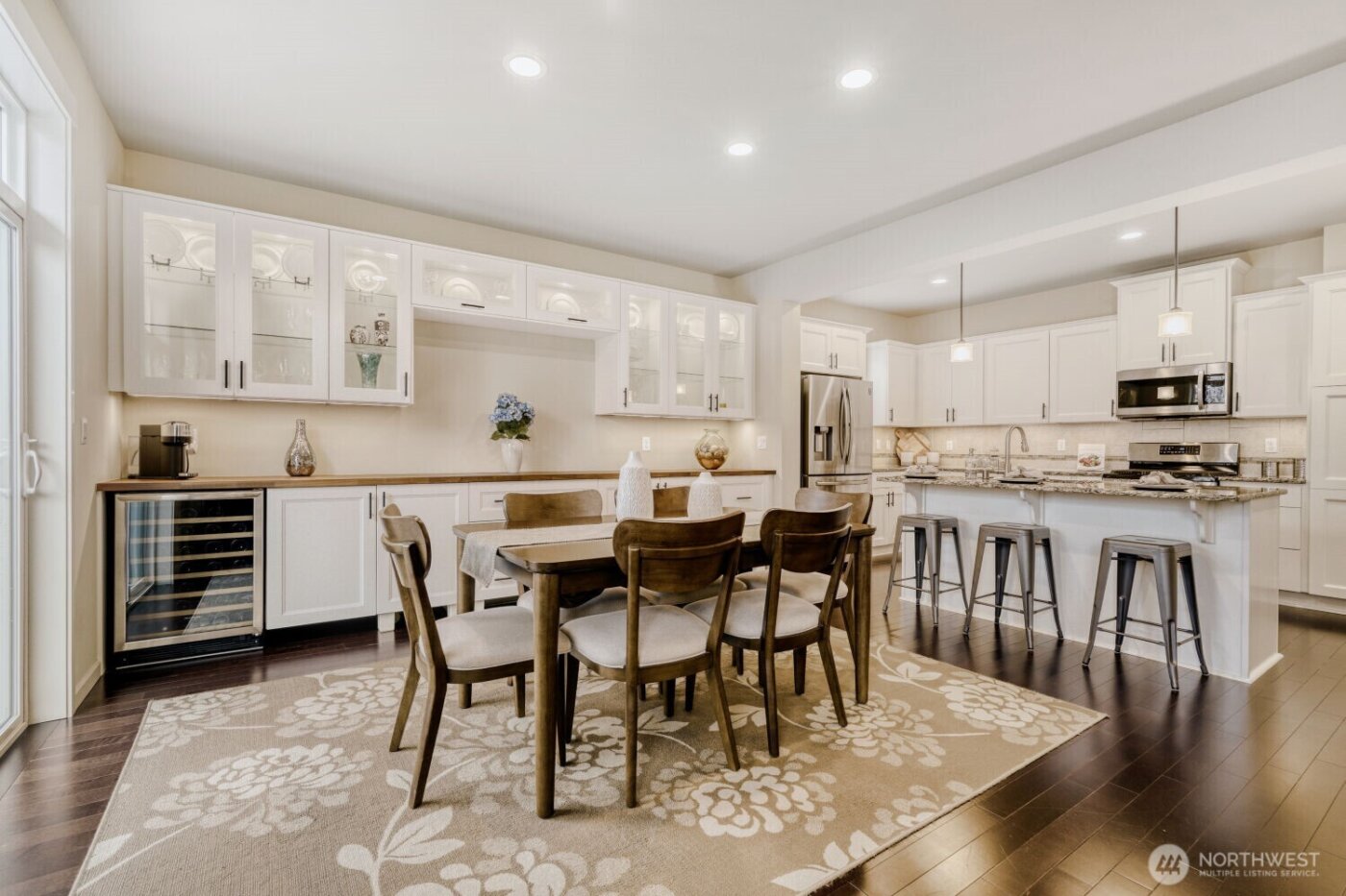 16208 SE 51st Place , Bellevue, WA 98006