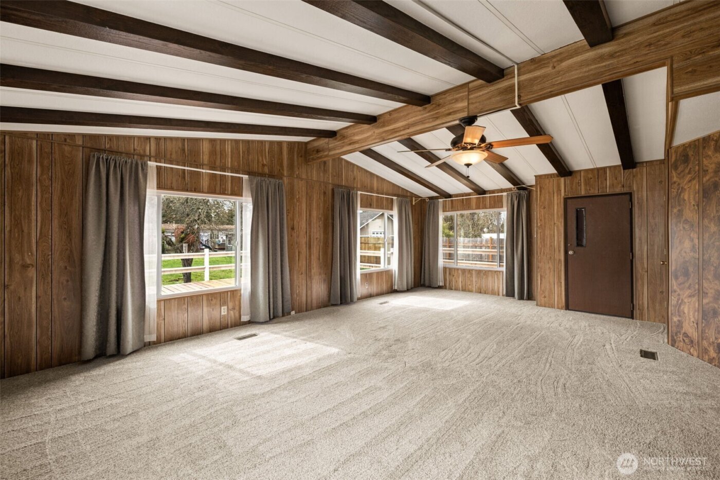 2119 S 252nd Street , Des Moines, WA 98198