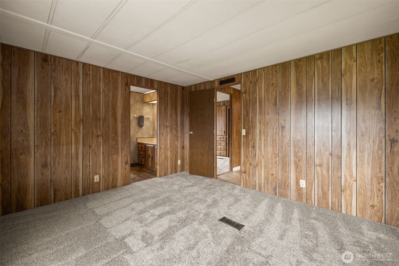 2119 S 252nd Street , Des Moines, WA 98198