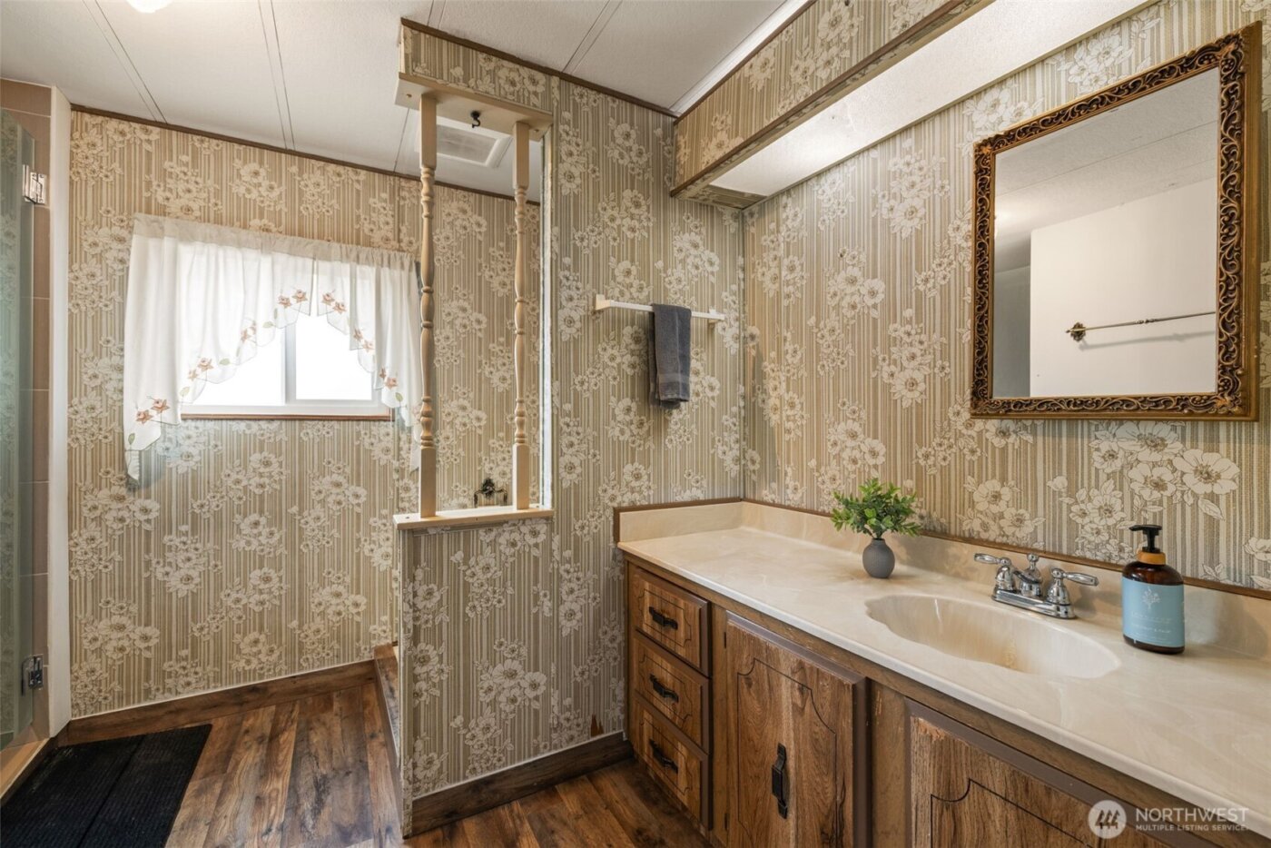 2119 S 252nd Street , Des Moines, WA 98198