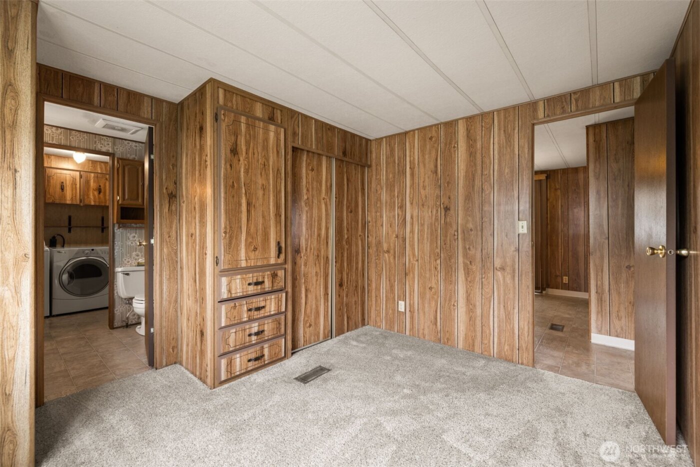 2119 S 252nd Street , Des Moines, WA 98198