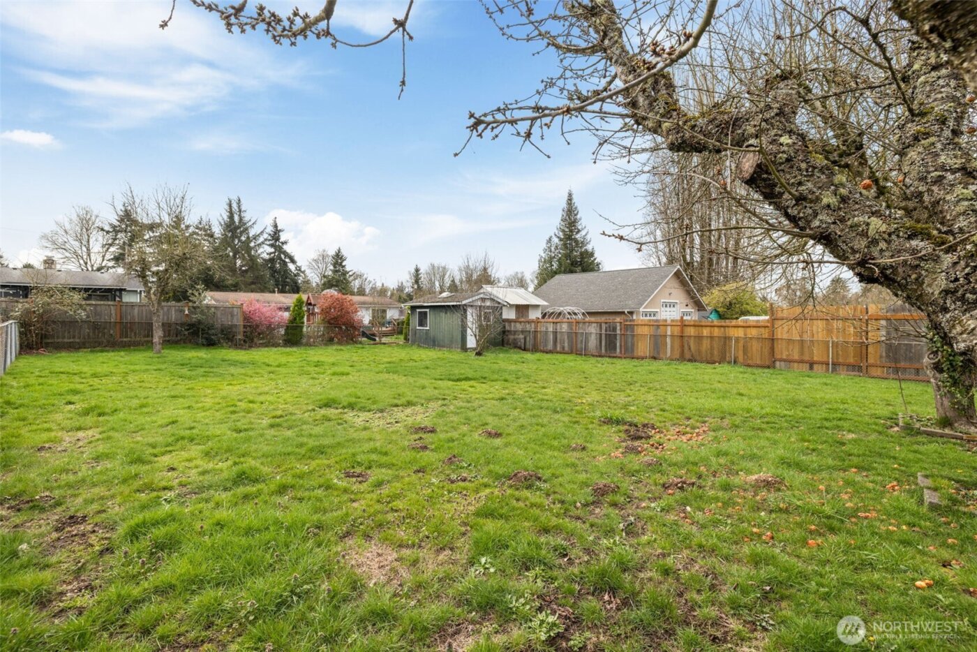 2119 S 252nd Street , Des Moines, WA 98198