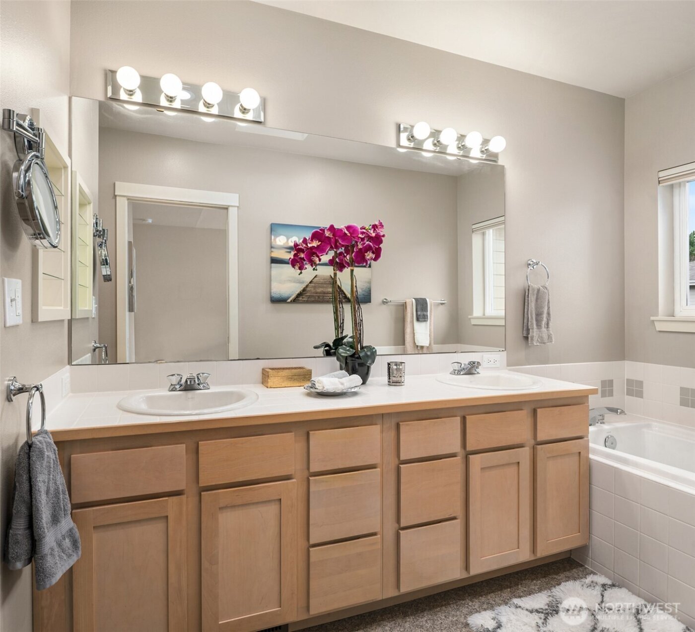 15620 NE 91st Way #B902, Redmond, WA 98052