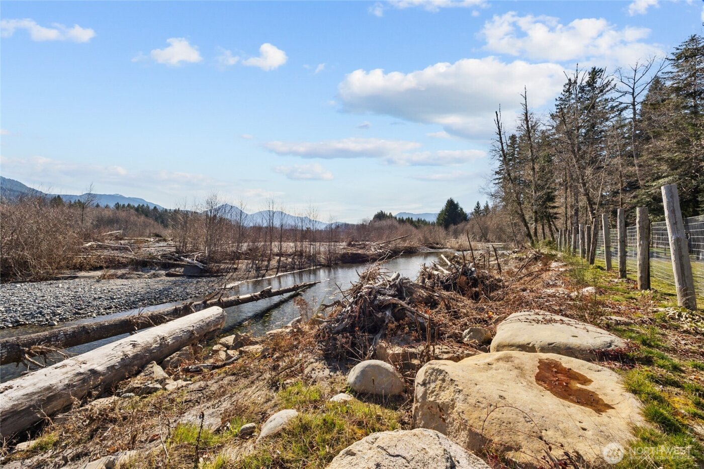 104 Luna Lane , Packwood, WA 98361