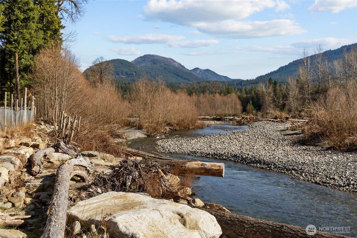 104 Luna Lane , Packwood, WA 98361