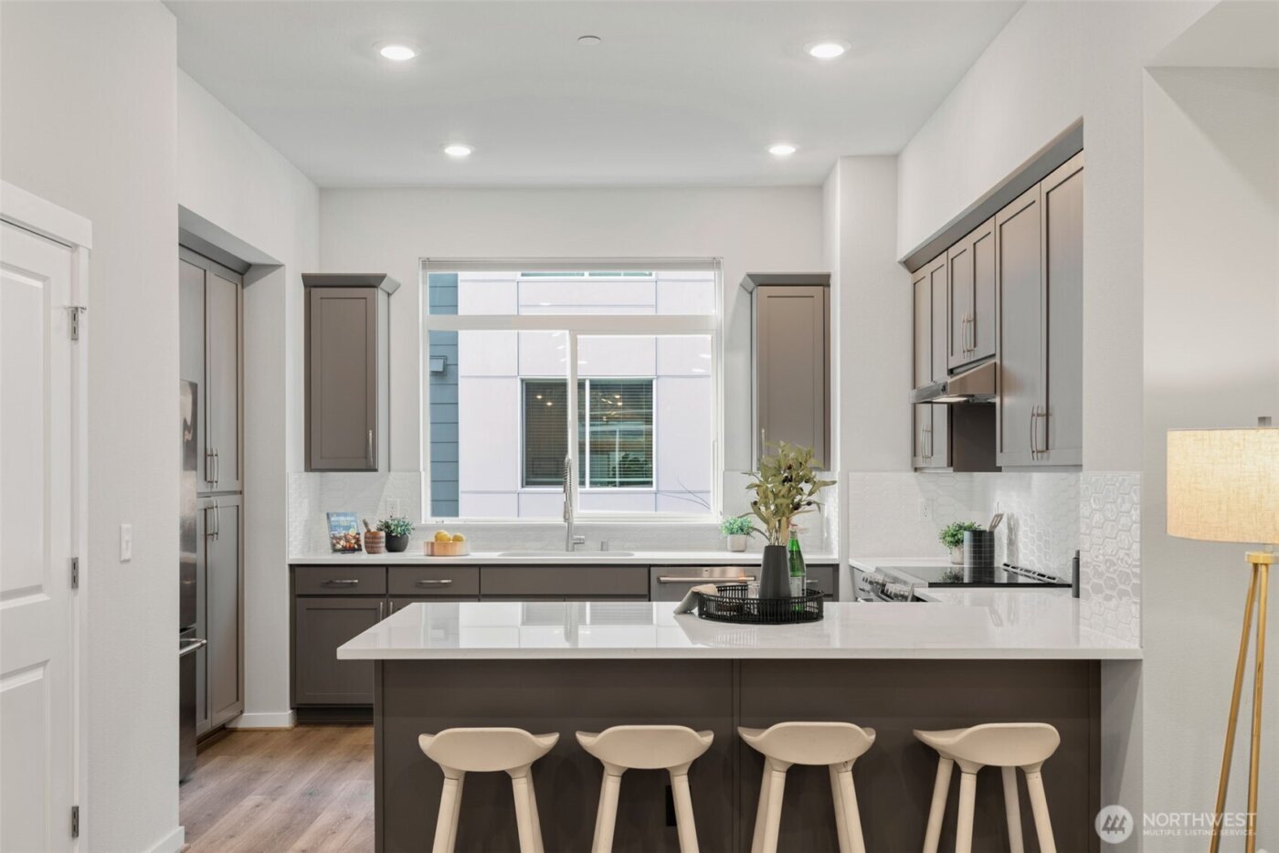 8321 NE 176th Court #104, Kenmore, WA 98028