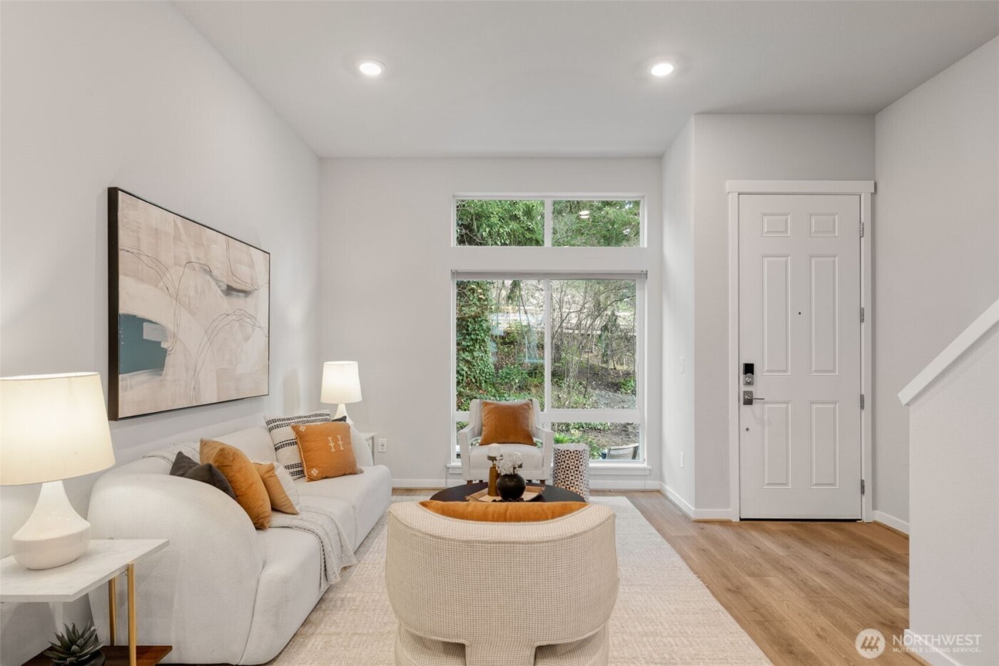 8321 NE 176th Court #104, Kenmore, WA 98028