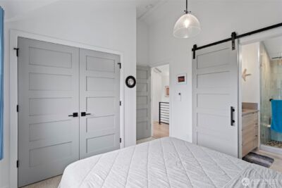 3013 61st Avenue SW, Seattle, WA 98116 - Photo 18