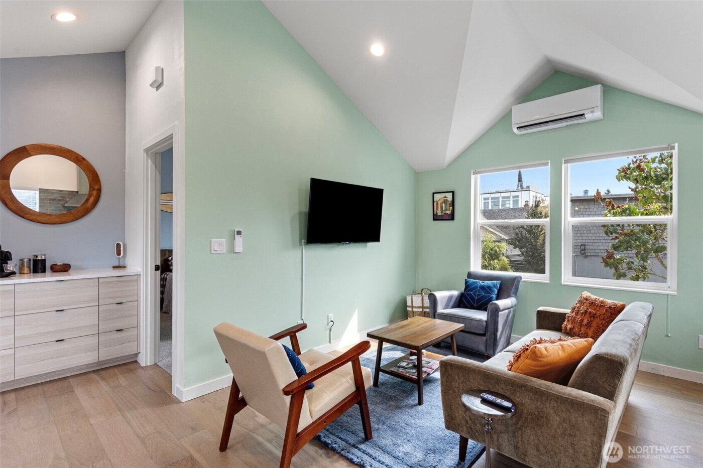 3013 61st Avenue SW, Seattle, WA 98116