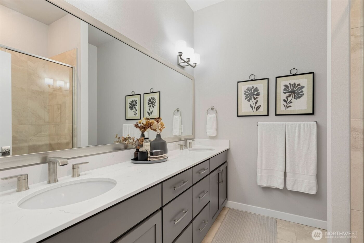 8321 NE 176th Court #104, Kenmore, WA 98028