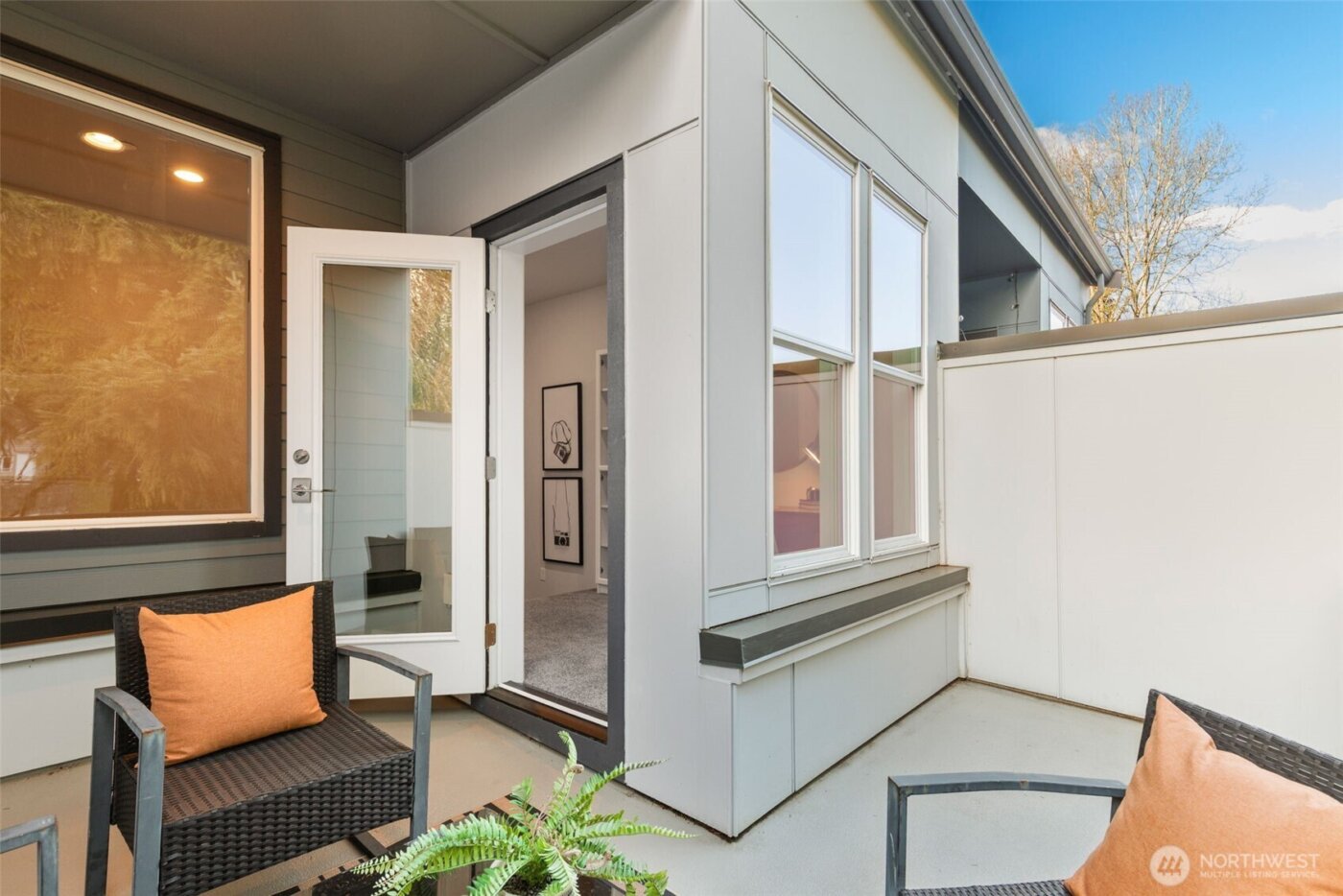 8321 NE 176th Court #104, Kenmore, WA 98028