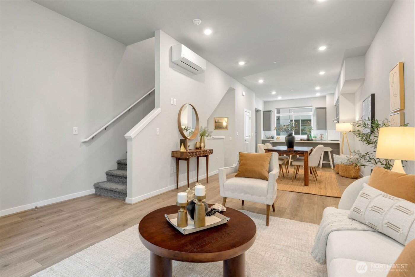 8321 NE 176th Court #104, Kenmore, WA 98028