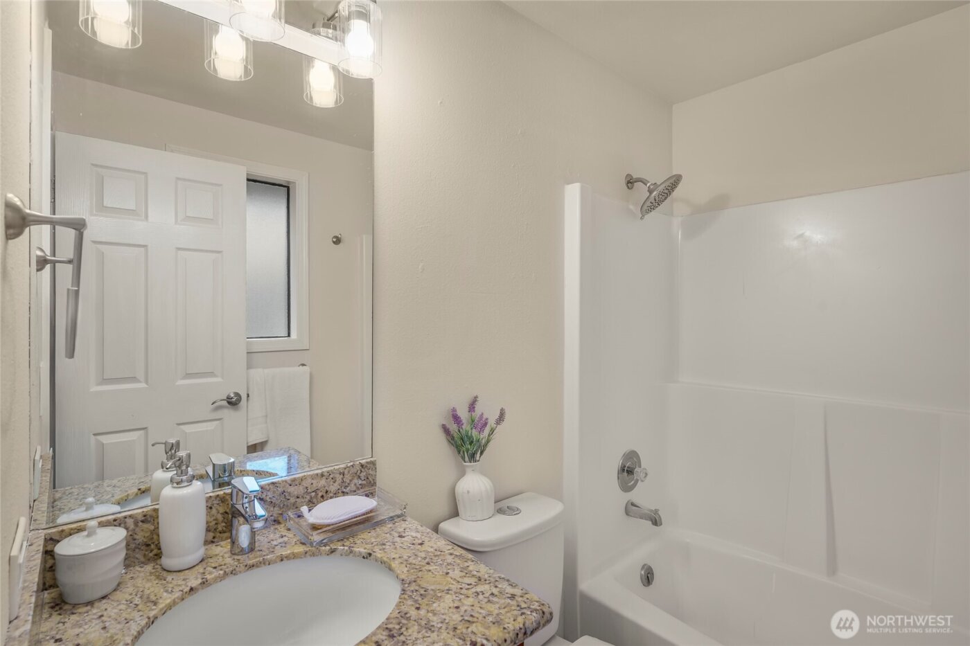 4225 SW 337th Place , Federal Way, WA 98023