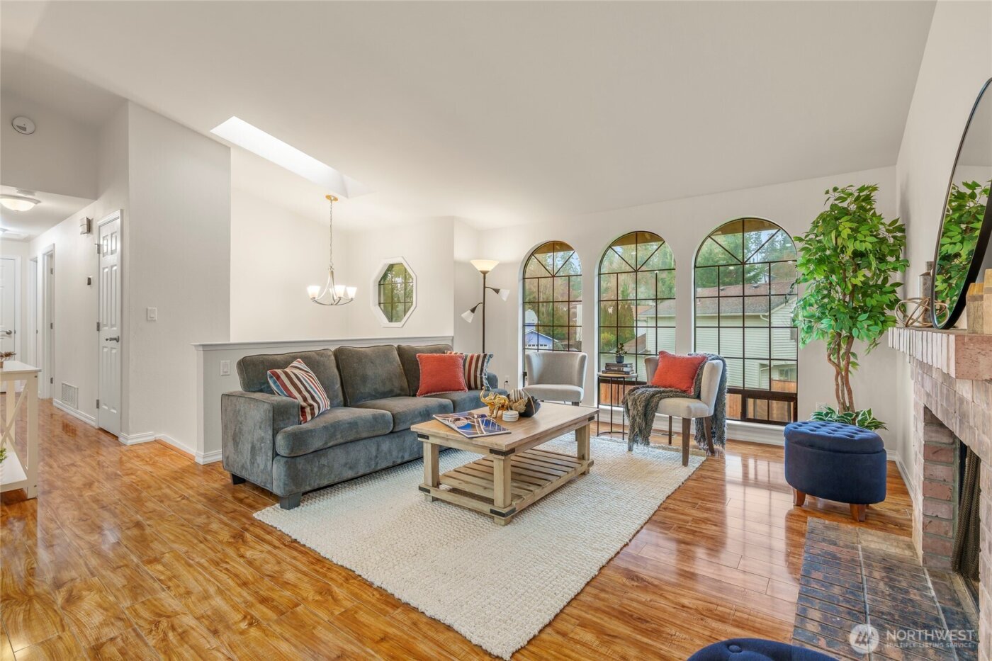 4225 SW 337th Place , Federal Way, WA 98023