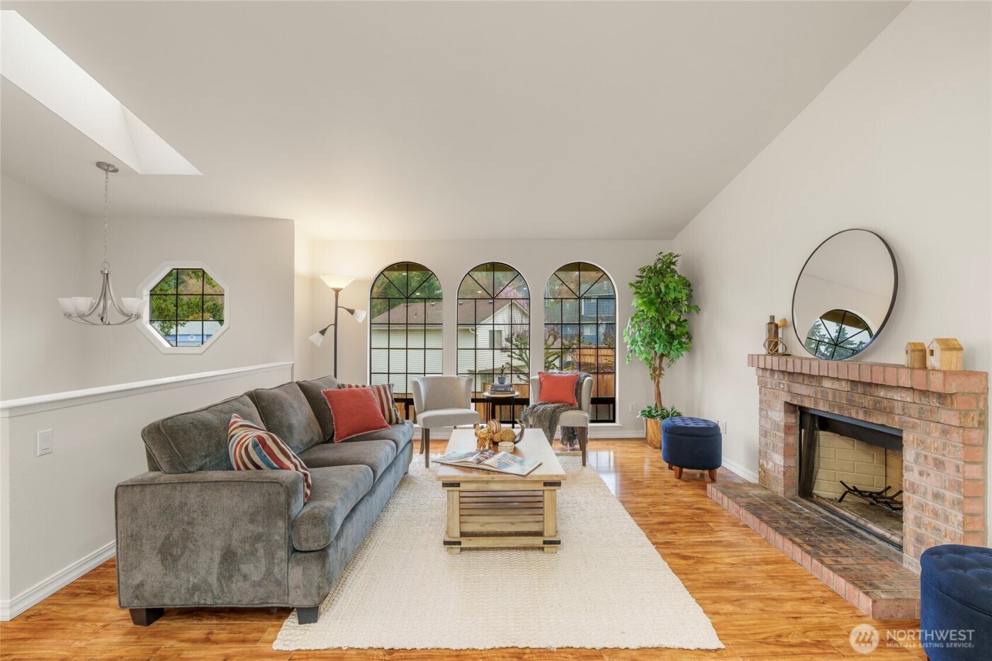 4225 SW 337th Place , Federal Way, WA 98023