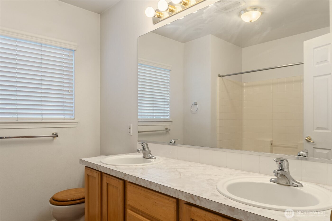 9016 176th Street Ct E, Puyallup, WA 98375