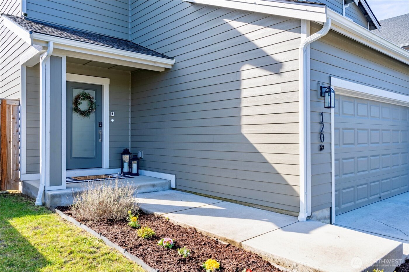 120 Valley Creek Drive , Port Angeles, WA 98362