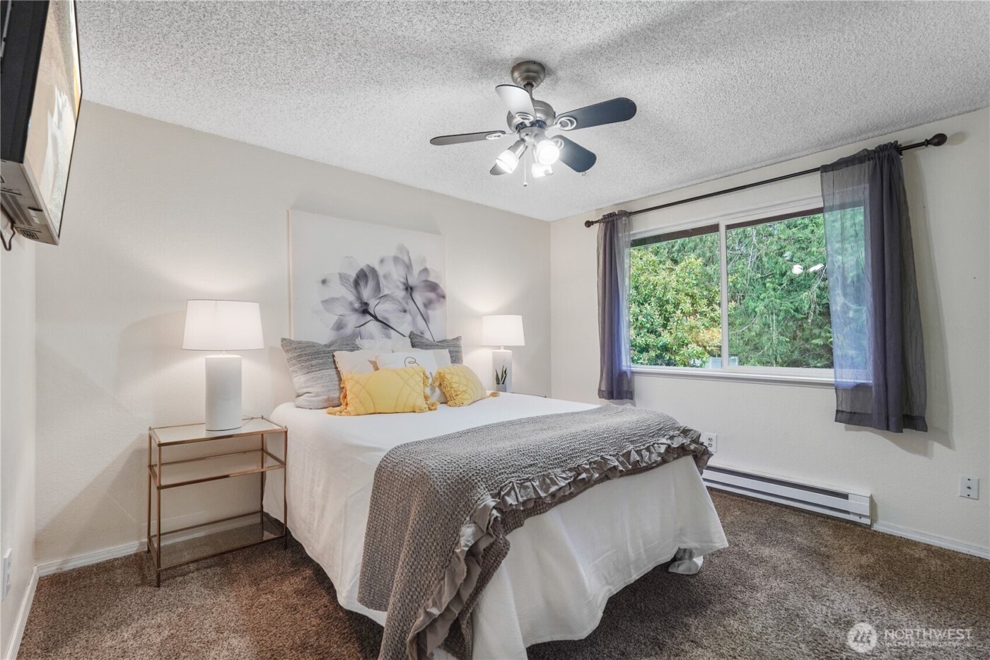 70 E Huckleberry Drive , Grapeview, WA 98546