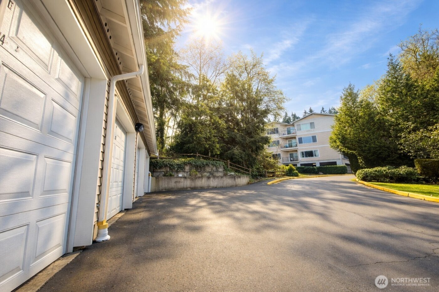 15000 Juanita Drive NE #403, Kenmore, WA 98028