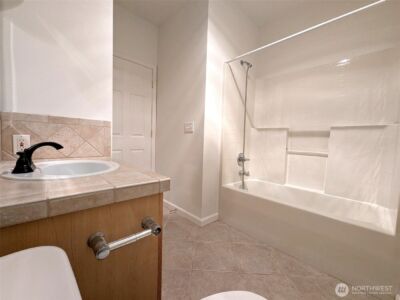 15000 Juanita Drive NE #403, Kenmore, WA 98028 - Photo 23