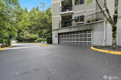 15000 Juanita Drive NE #403, Kenmore, WA 98028 - Photo 25
