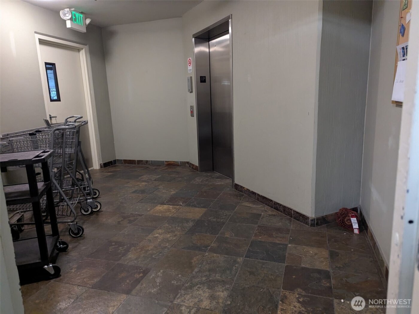 15000 Juanita Drive NE #403, Kenmore, WA 98028