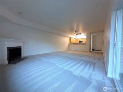15000 Juanita Drive NE #403, Kenmore, WA 98028 - Photo 5