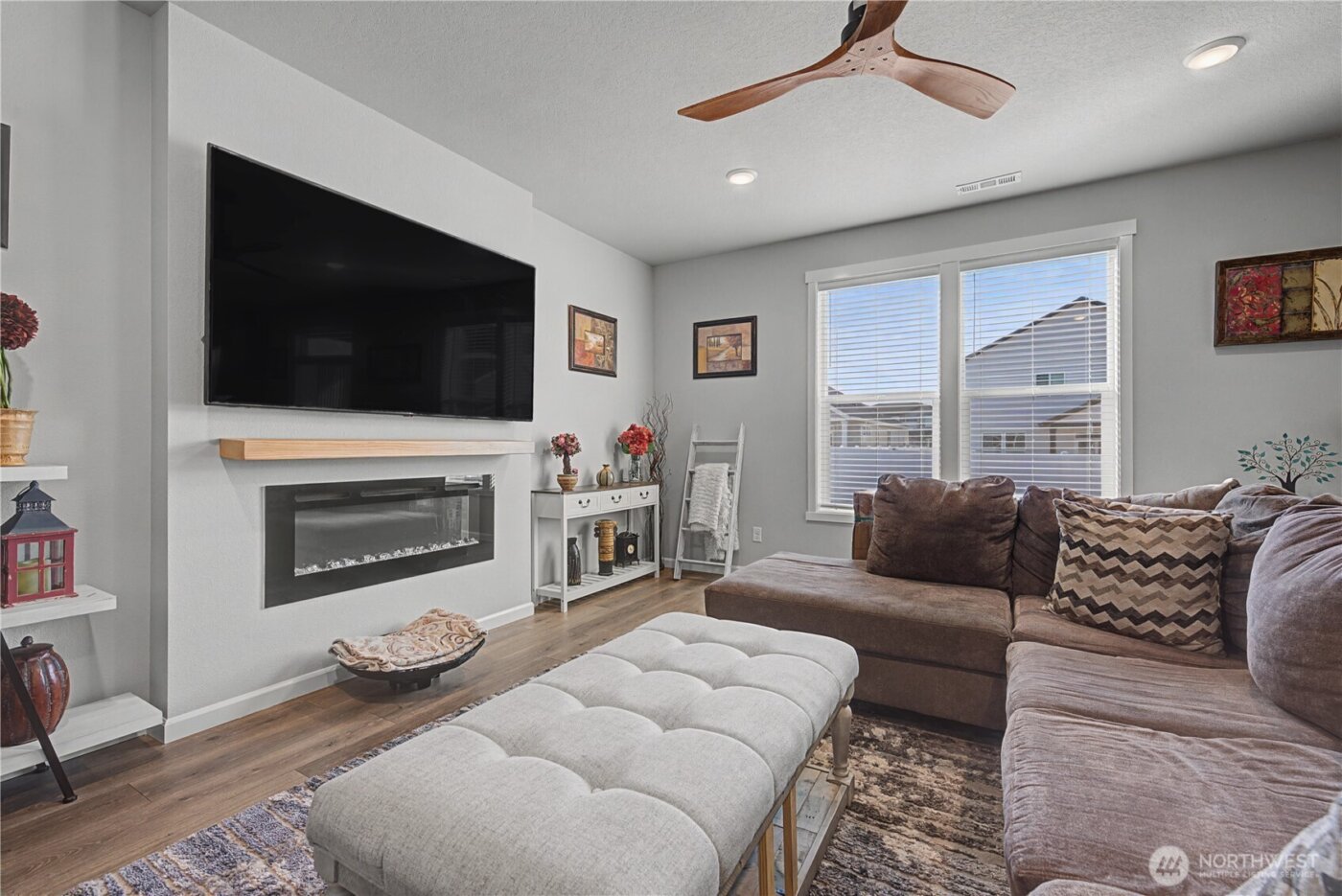 4717 W Thrush Street , Moses Lake, WA 98837