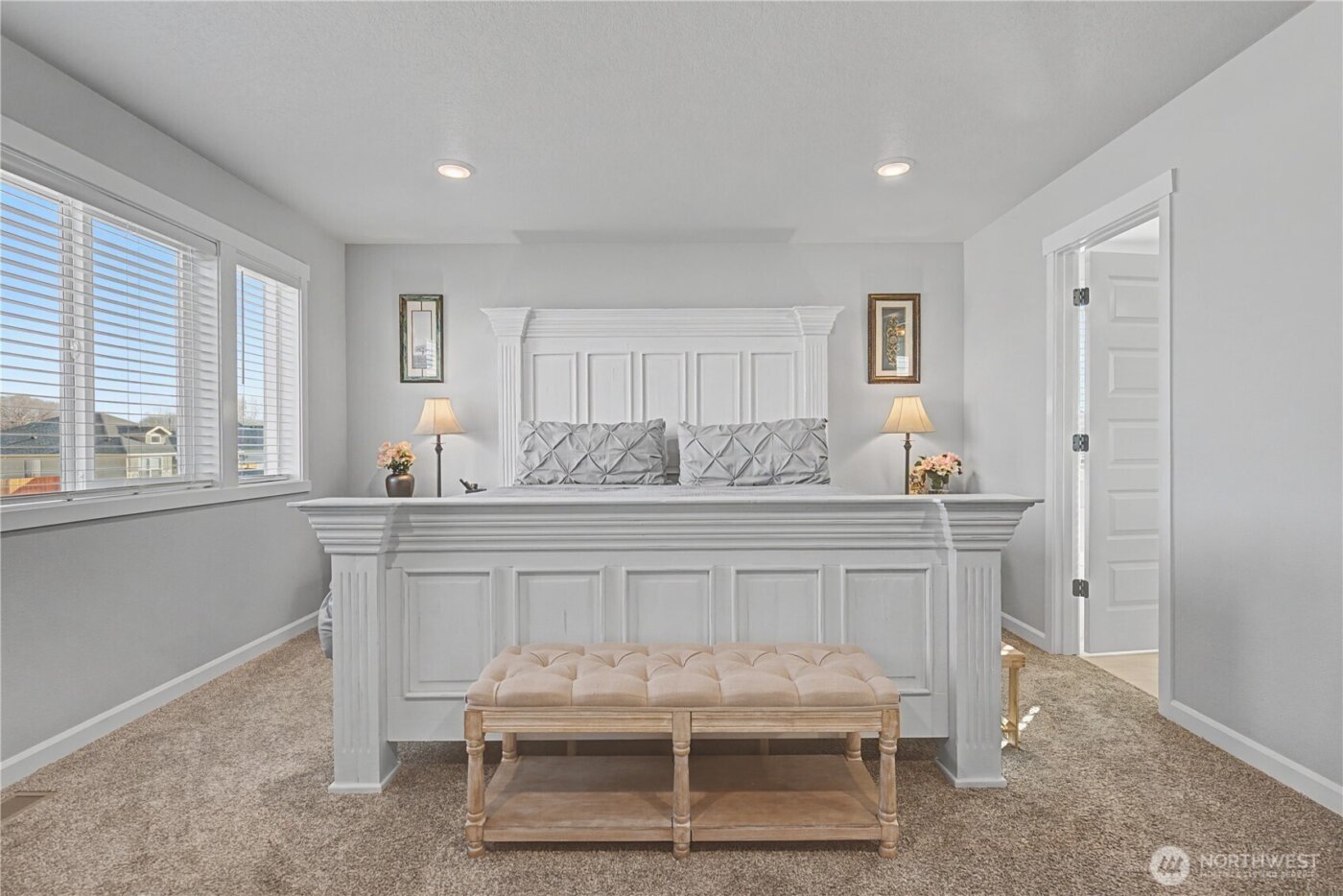 4717 W Thrush Street , Moses Lake, WA 98837