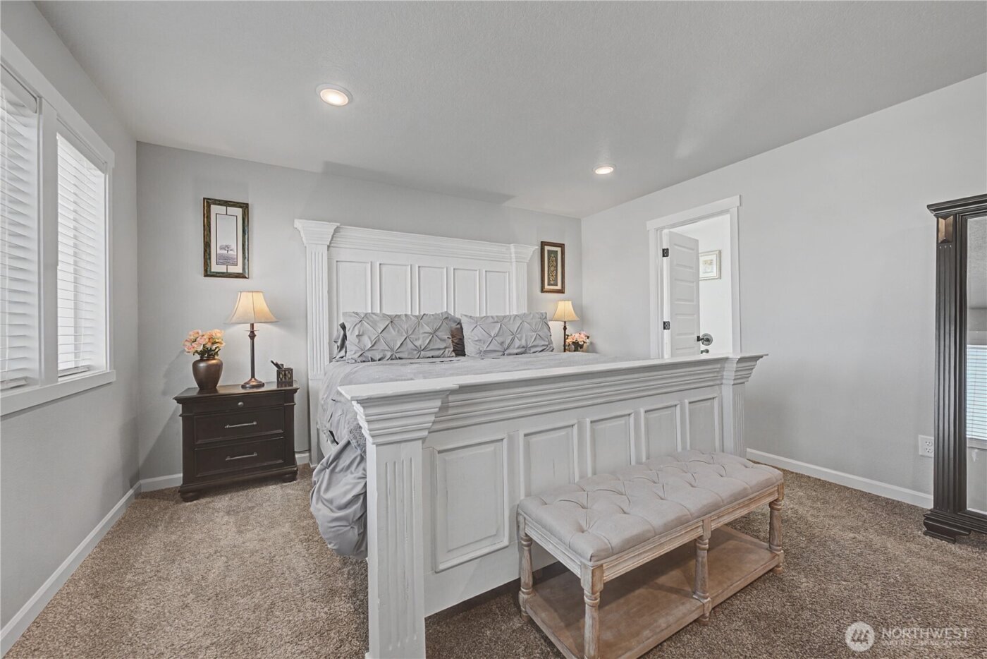 4717 W Thrush Street , Moses Lake, WA 98837