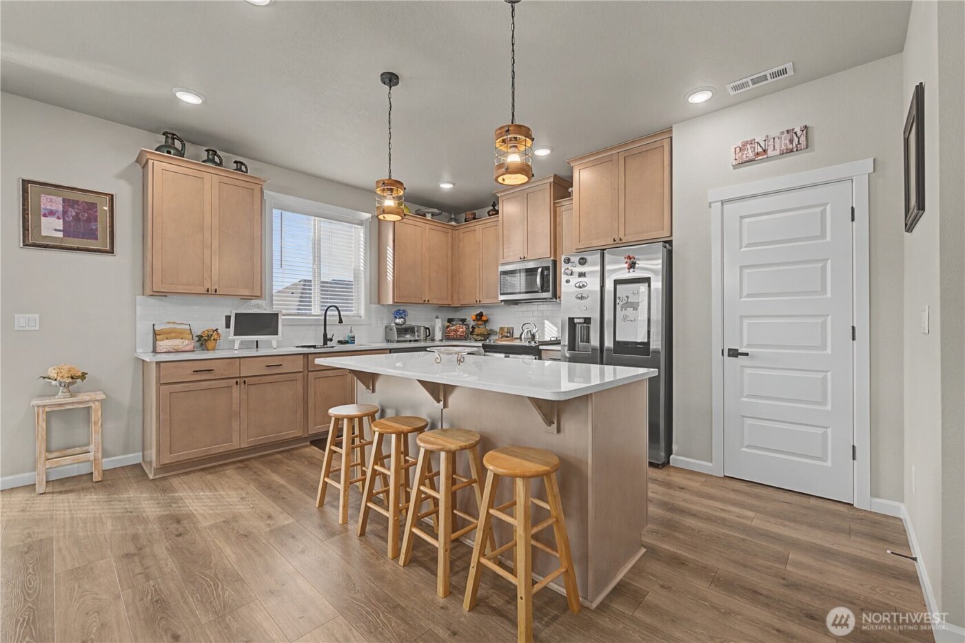 4717 W Thrush Street , Moses Lake, WA 98837