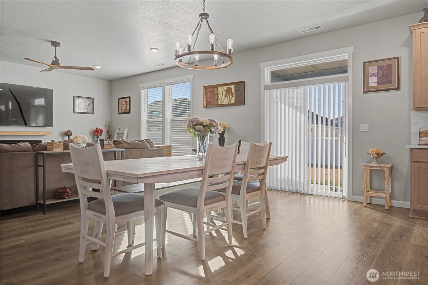 4717 W Thrush Street , Moses Lake, WA 98837