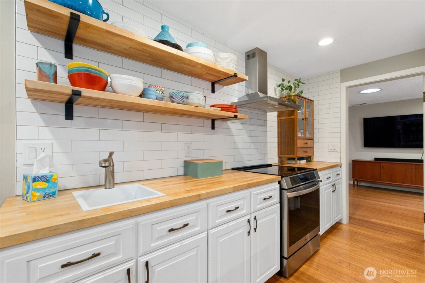 8924 NE 191st Place , Bothell, WA 98011