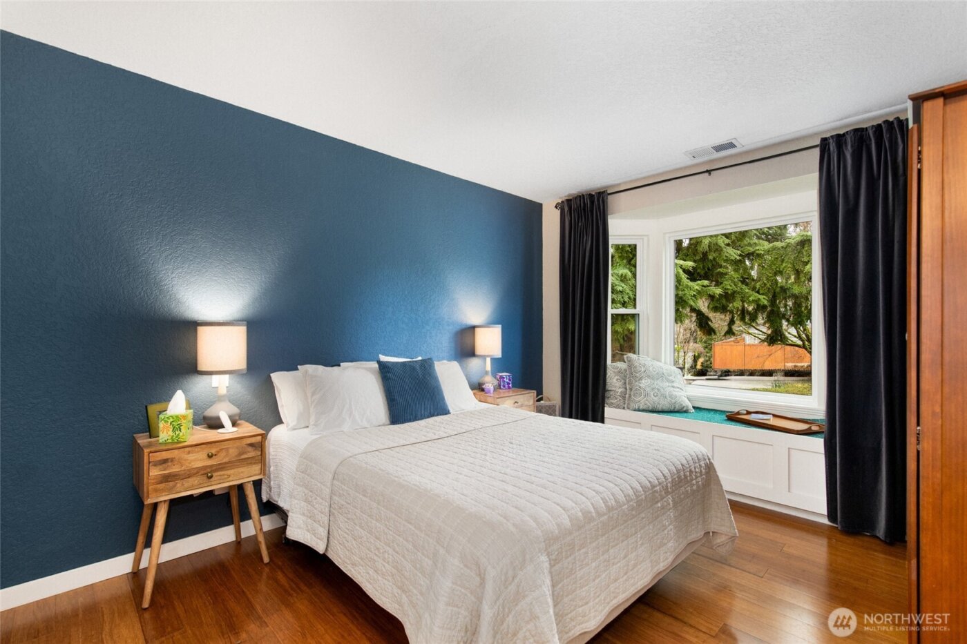 8924 NE 191st Place , Bothell, WA 98011