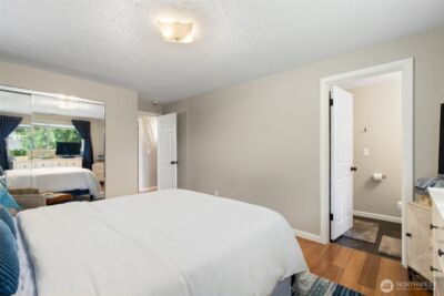 8924 NE 191st Place , Bothell, WA 98011 - Photo 20