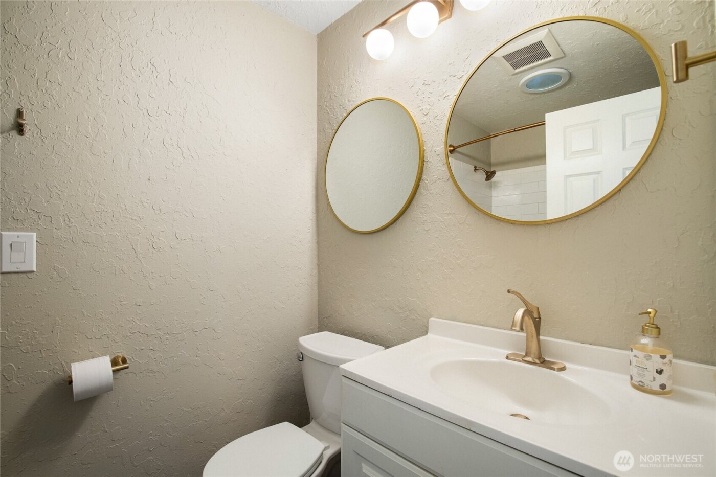 8924 NE 191st Place , Bothell, WA 98011